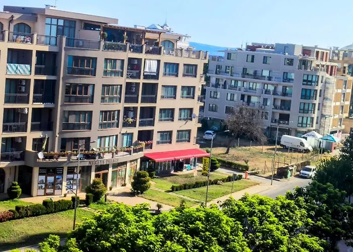 Luxurious With Sea View Апартаменты *