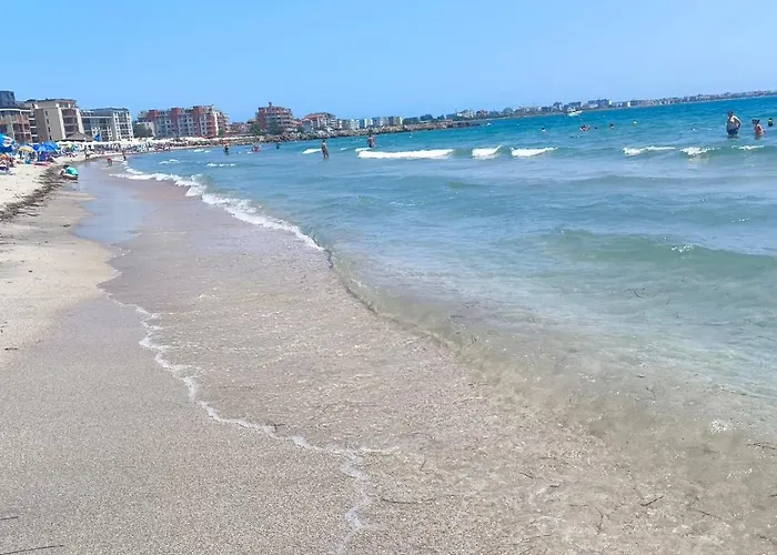 Апартаменты Luxurious With Sea View *