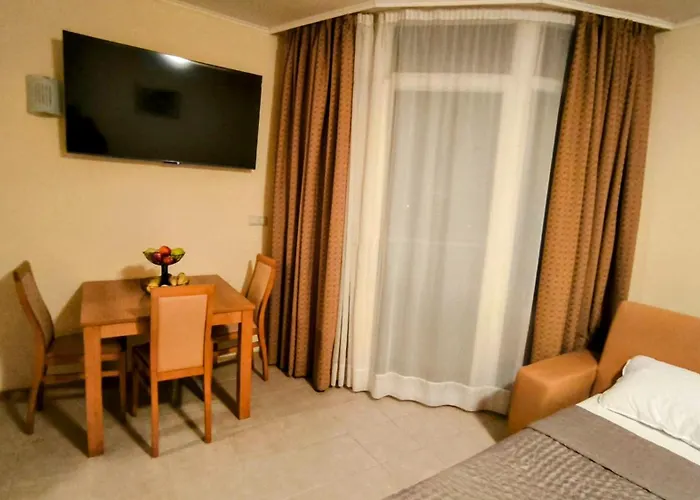 Апартаменты Luxurious With Sea View