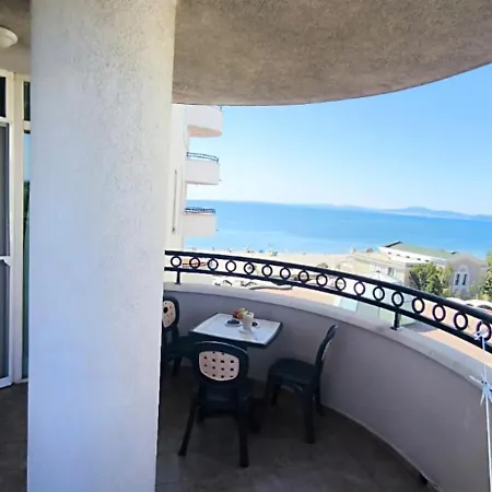 Family Luxurious With Sea View Daire