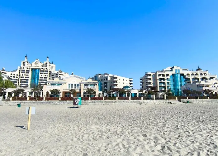 Luxurious With Sea View